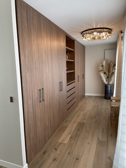 placard sur mesure moderne